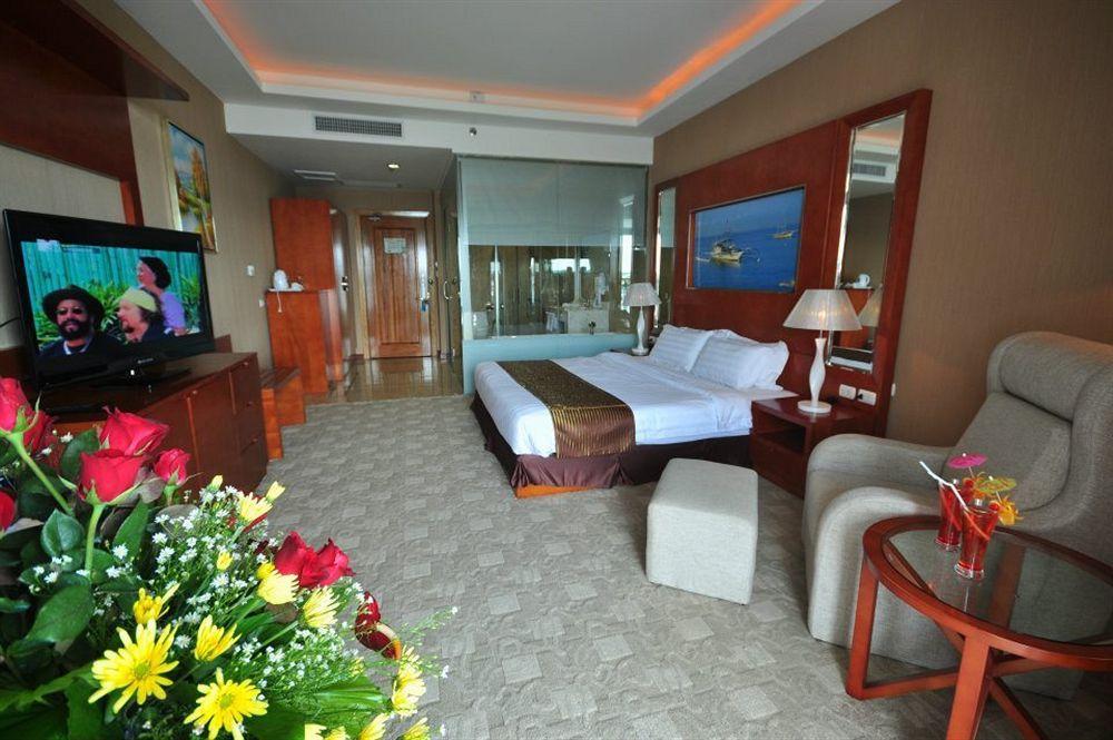 Sunlight Hotel Puerto Princesa Bagian luar foto